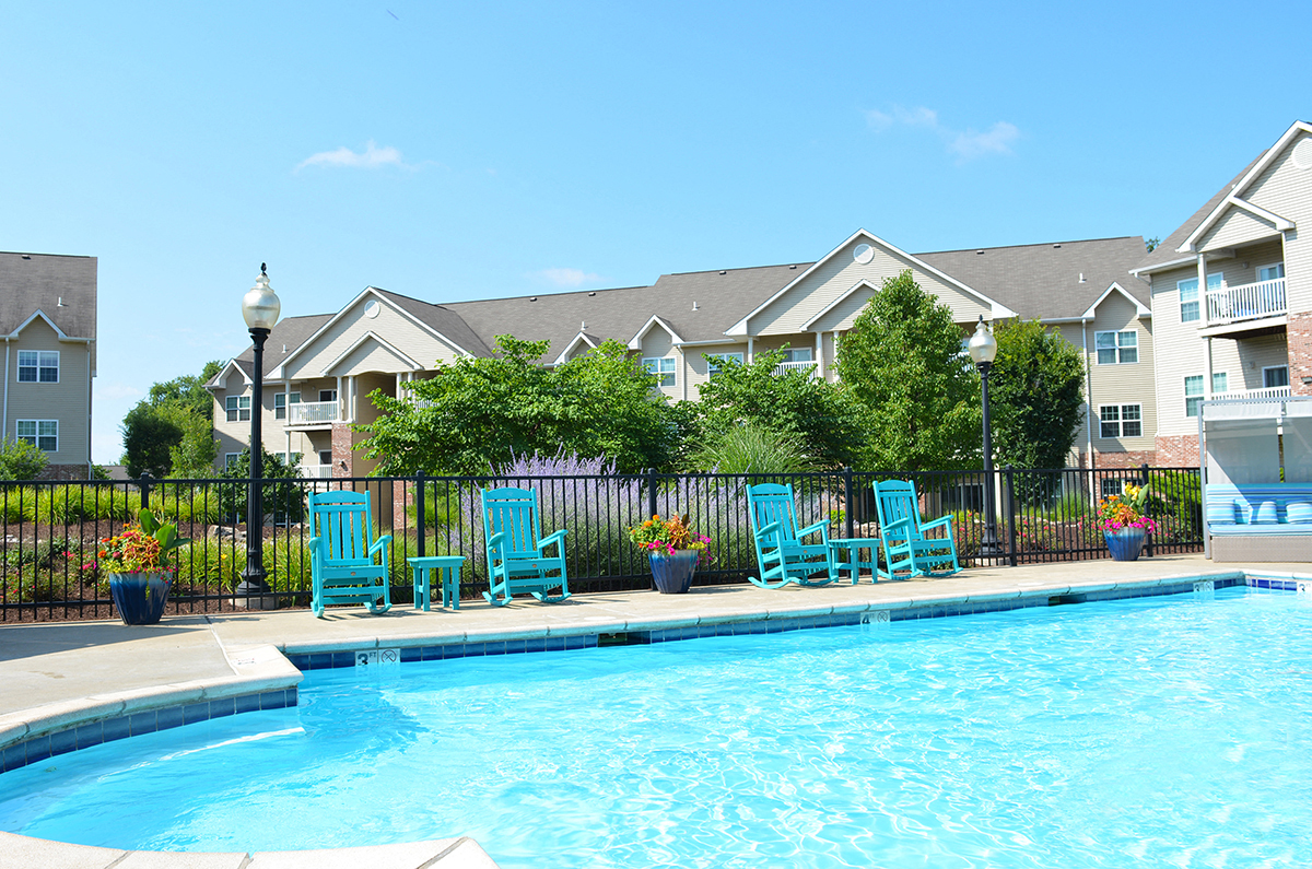 Villas At Crystal Lake Apartments, 3735 Round Hill Road, Swansea, IL